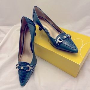 Joan & David Luxe Women’s Shoes. NWOT. Fabulous Teal Color. Croc Embossed. Sz 8M